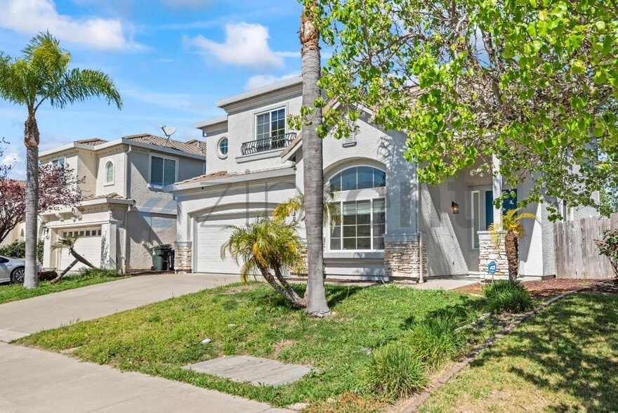 Building Photo - 2433 Pearlite Way