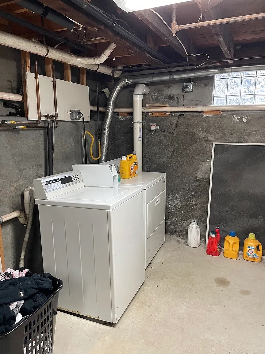 Building Photo - 229 Chapel St