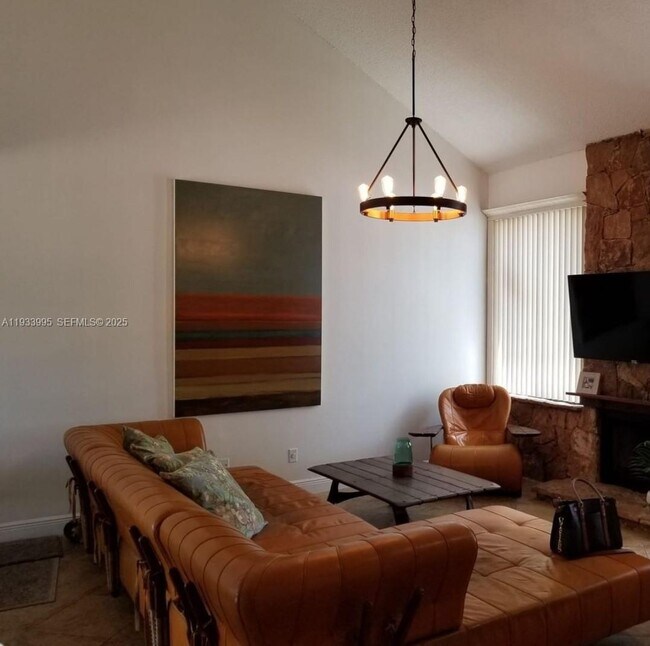 Building Photo - 9535 SW 148th Ave Cir E