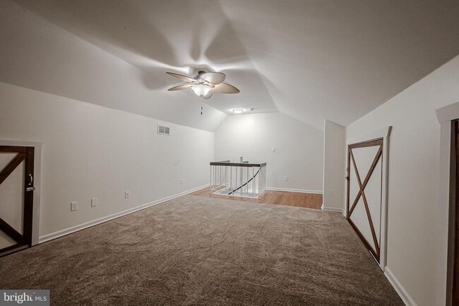 Building Photo - 805 Birch Ln