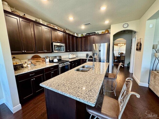 Building Photo - 9993 Boxelder Blvd