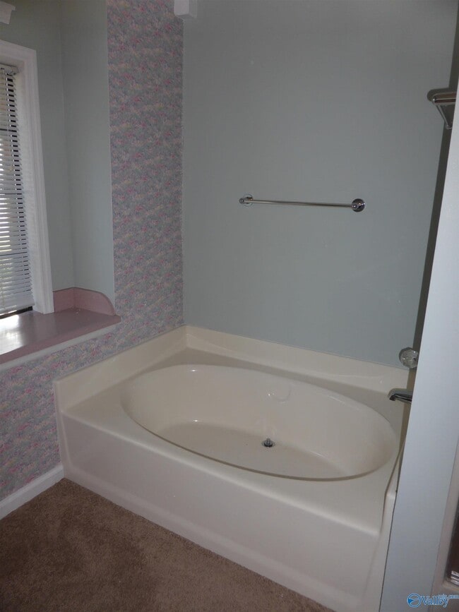 Building Photo - 2503 Jarvis St SW