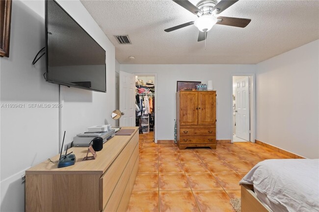 Building Photo - 8480 SW 156th Pl