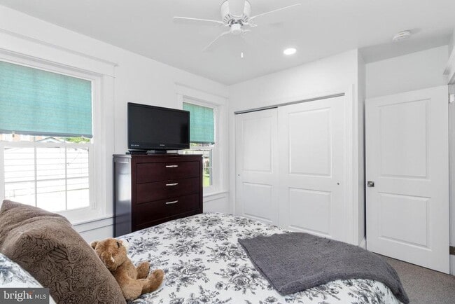 Building Photo - 528 Lower E Valley Forge Rd