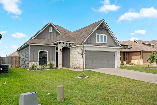 Building Photo - 2131 Naples Wy