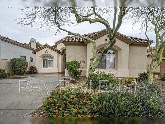 Building Photo - 4605 N Clear Creek Dr