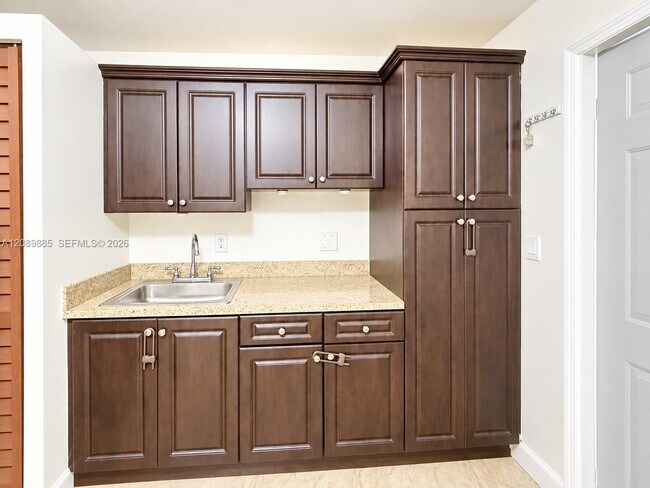 Building Photo - 26770 SW 125th Ave