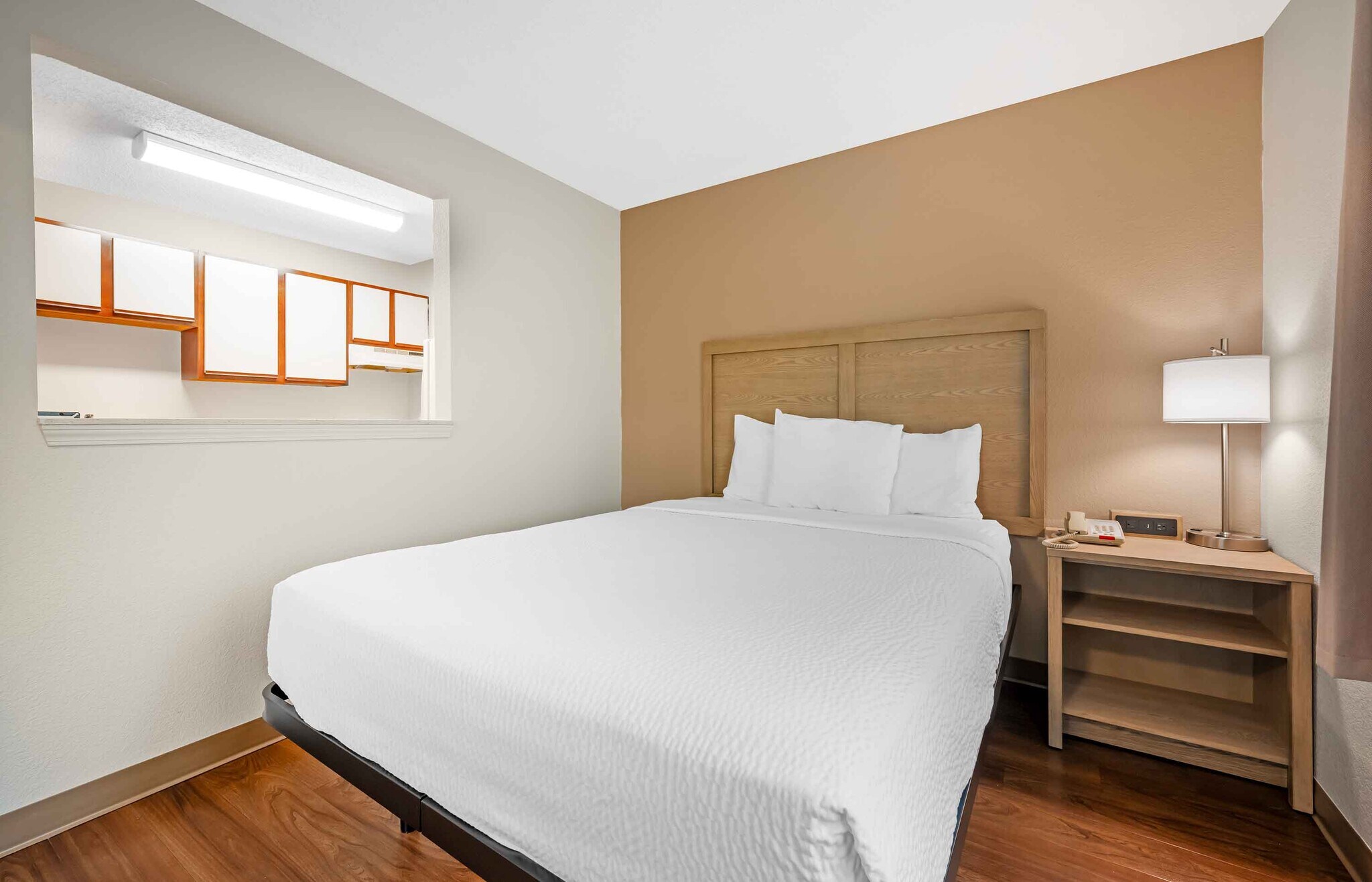 Building Photo - Furnished Studio-Dayton - Fairborn