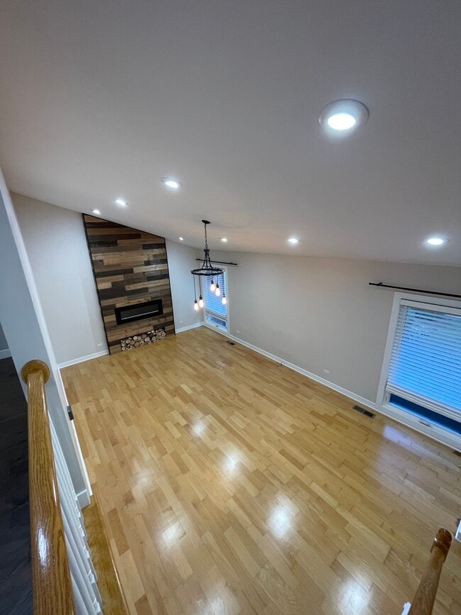 Building Photo - 1160 Osterman Ave