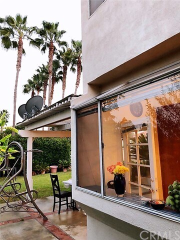 Building Photo - 15 Monaco