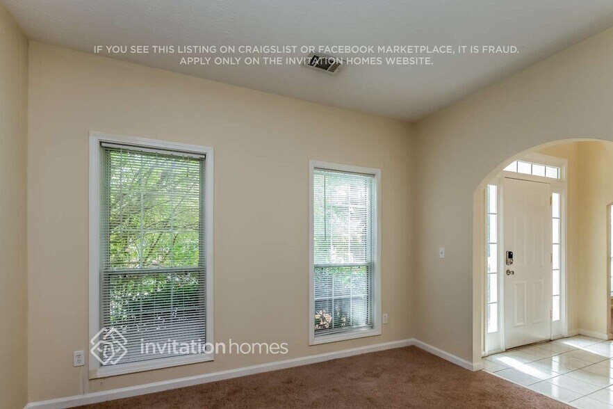 Building Photo - 6810 Waters Edge Dr
