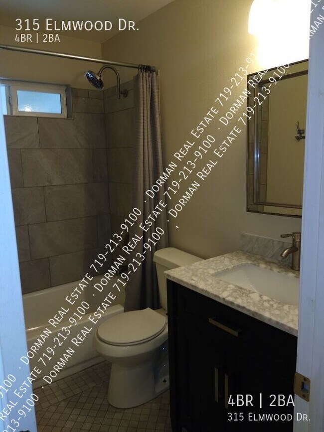 Building Photo - 315 Elmwood Dr