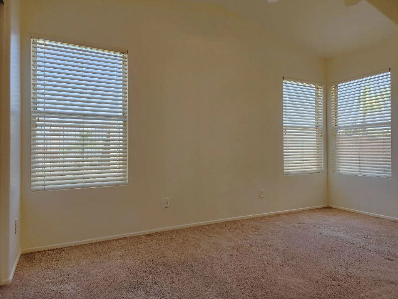 Building Photo - 879 Poppyseed Ln