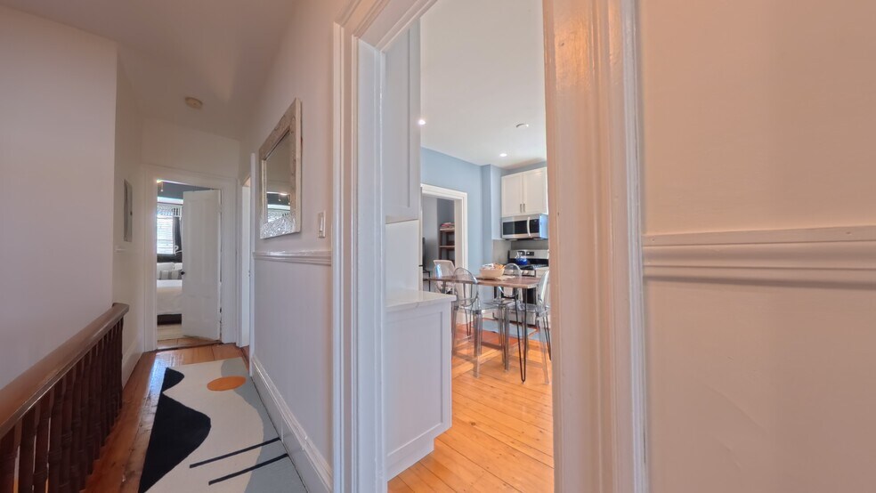 Building Photo - 137 Walnut St