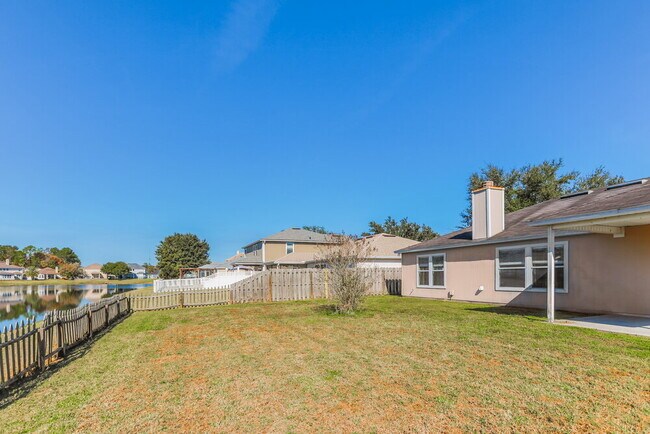 Building Photo - 1716 Hollow Glen Dr