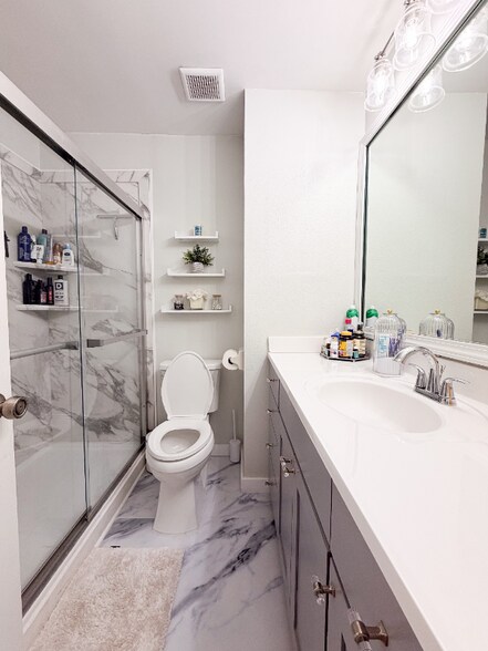 Building Photo - 3312 W Wyoming Cir