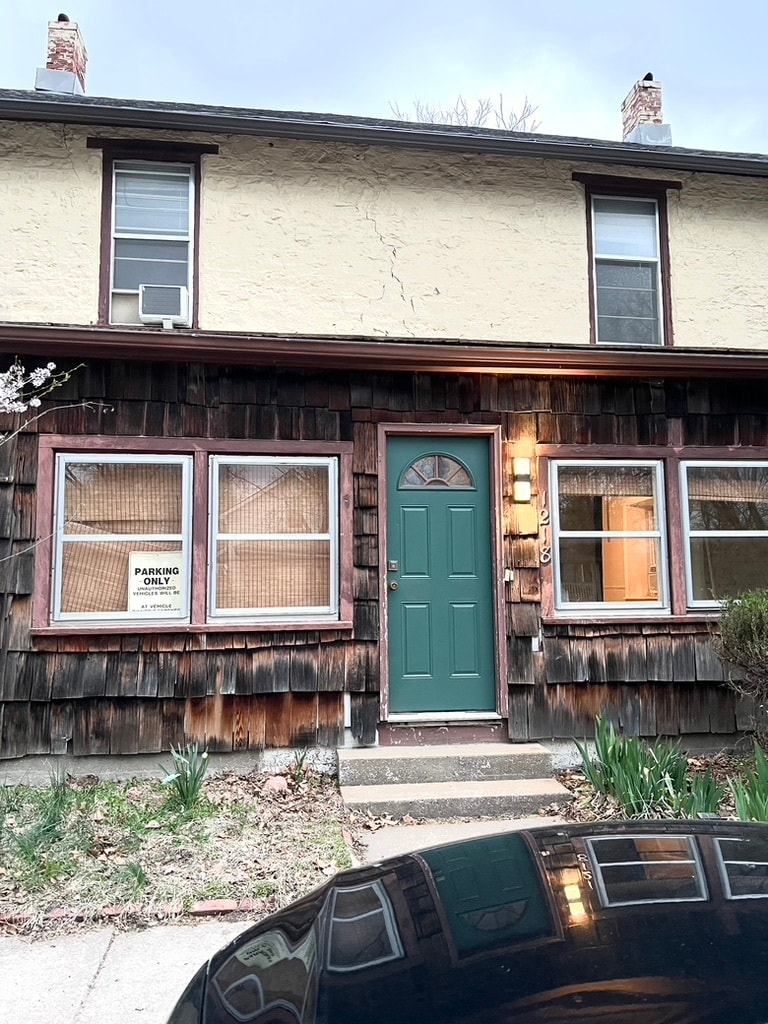 Building Photo - 1218 Connecticut St