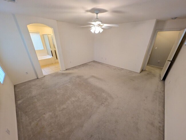 Building Photo - 7570 Dobroyd Dr