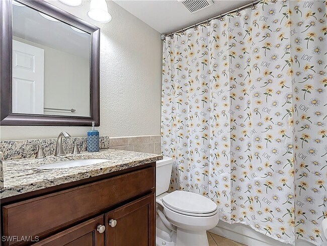 Building Photo - 729 Landover Ct