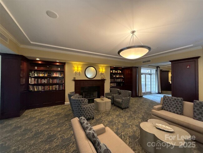 Building Photo - 300 W 5th St