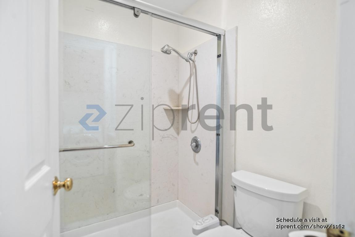 Building Photo - 1079 Tekman Dr