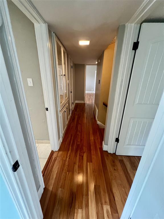 Building Photo - 7211 Mesa Dr