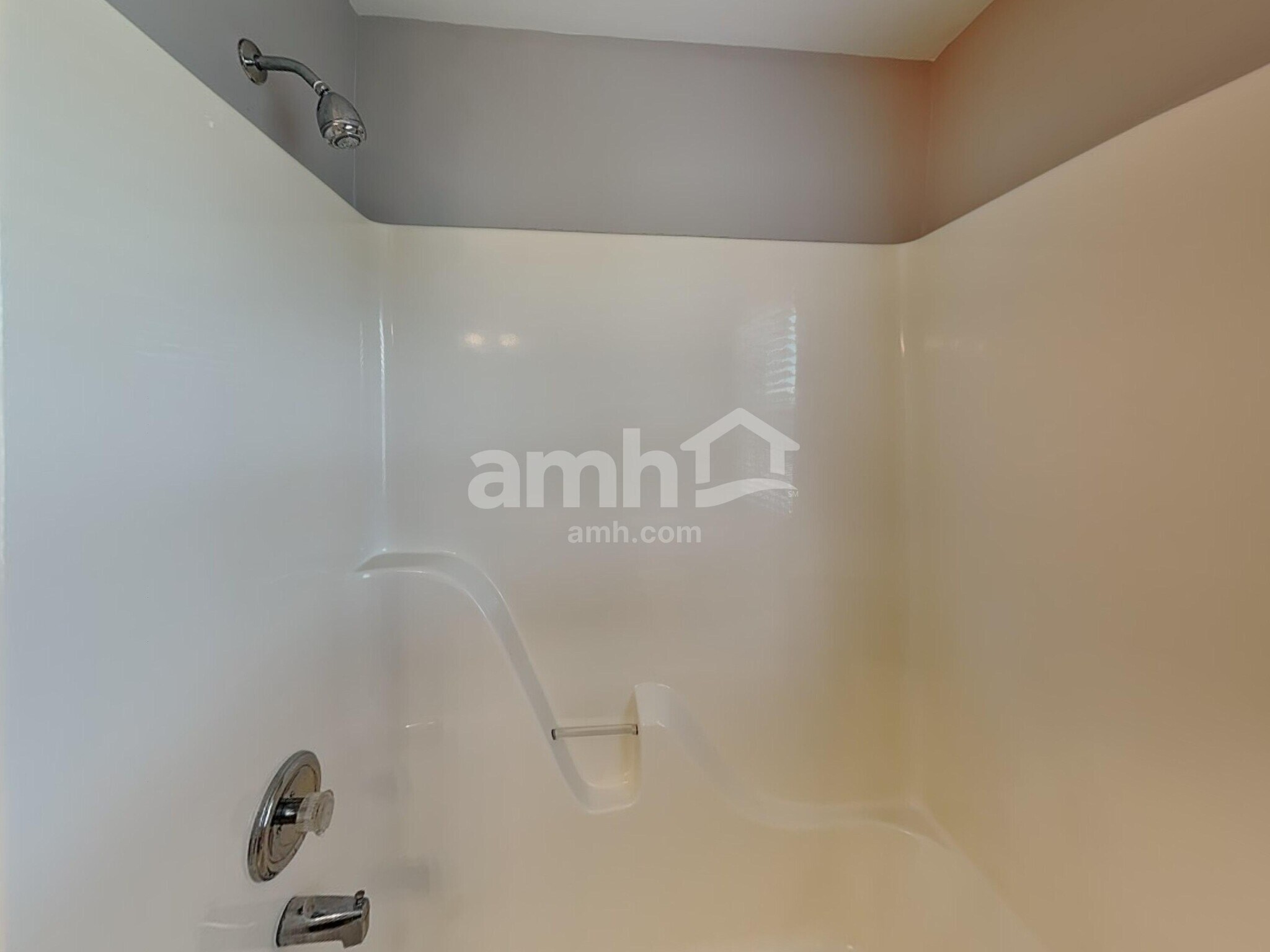 Building Photo - 411 Dover Ct N