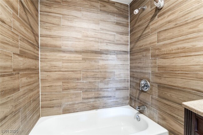 Building Photo - 1604 Ardmore St