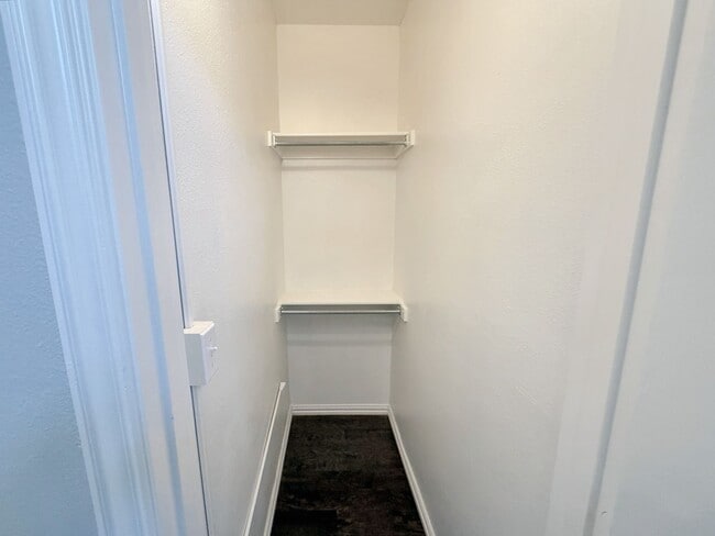 Building Photo - Comfort and Convenience in West Plano Living