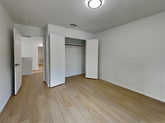 Building Photo - 807 Fenet St