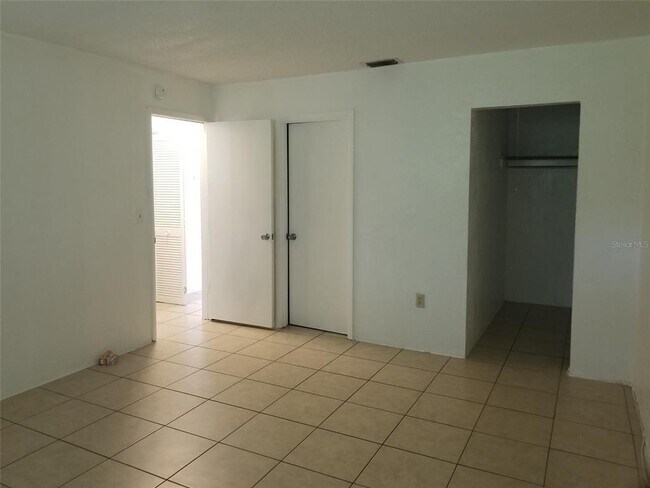 Building Photo - 1216 Kennedy Rd