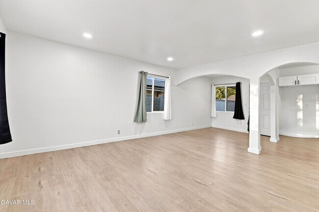 Building Photo - 38466 Sumac Ave