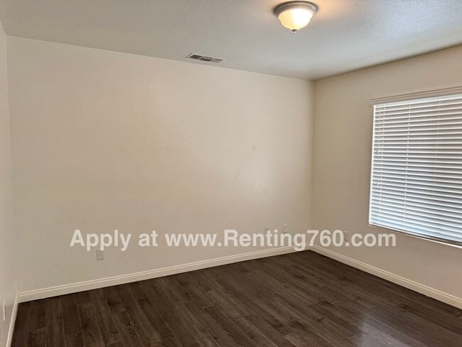 Building Photo - Beautiful Home in Copper Hills!