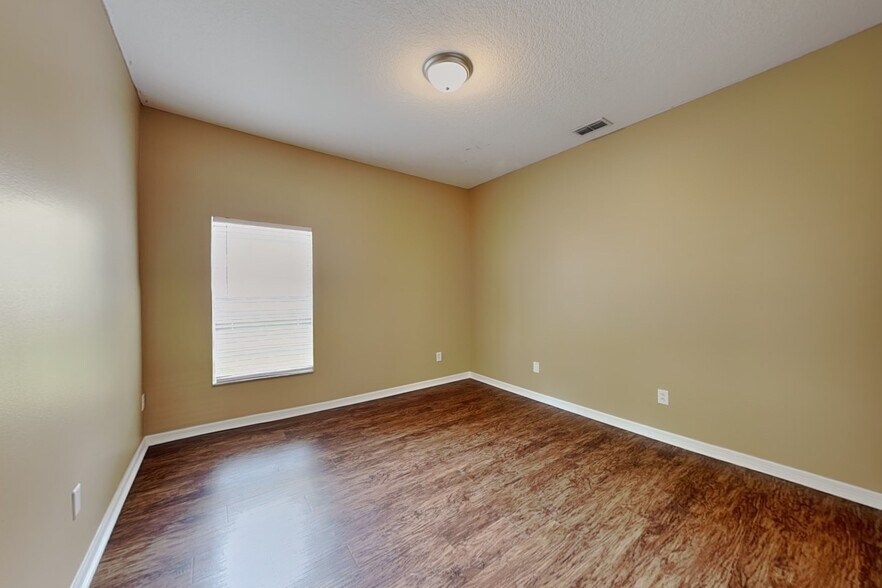 Building Photo - 1338 Edison Tree Rd