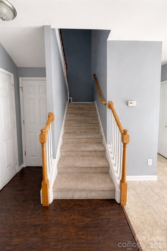 Building Photo - 15409 Tully House Ct