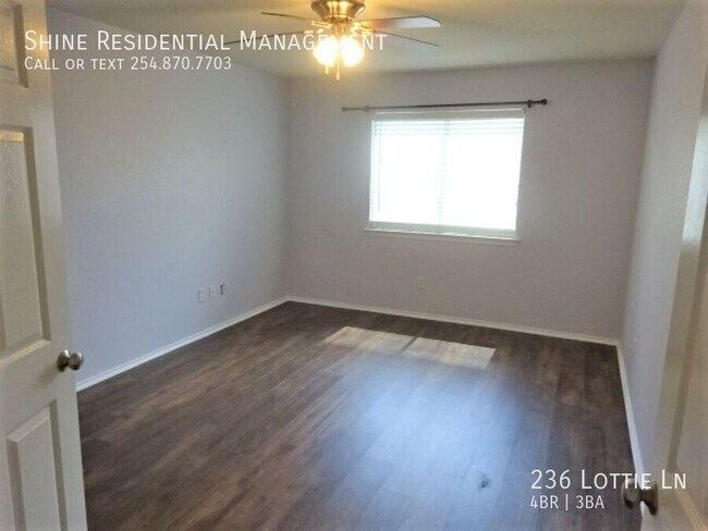 Building Photo - 236 Lottie Ln