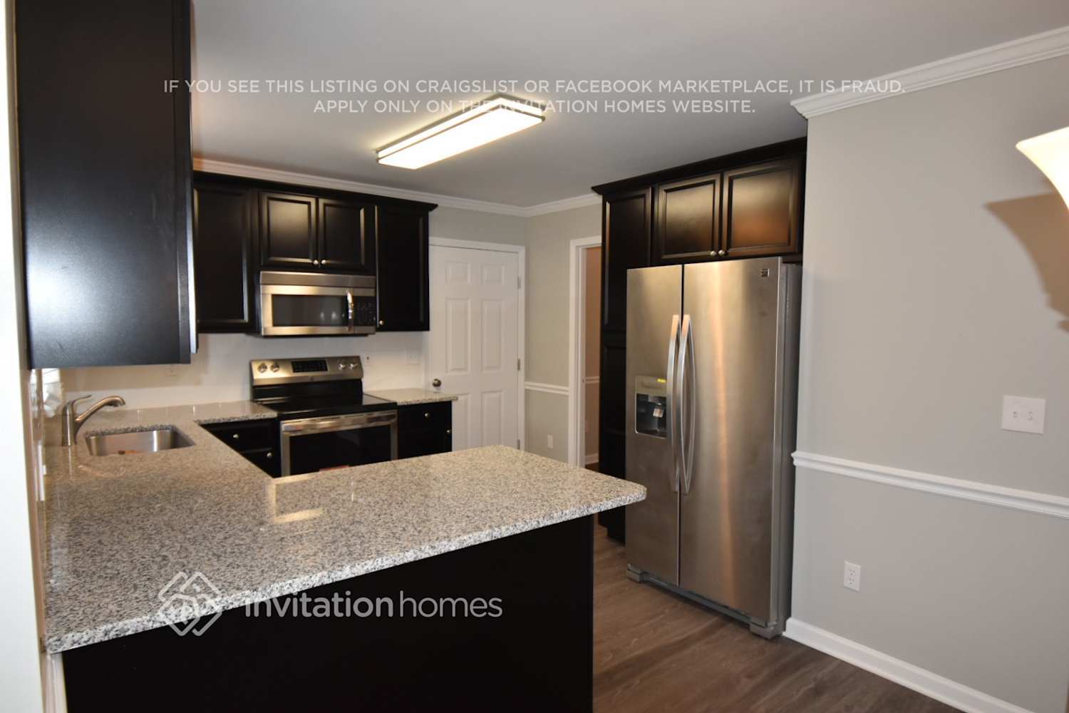 Building Photo - 3349 Daingerfield Dr