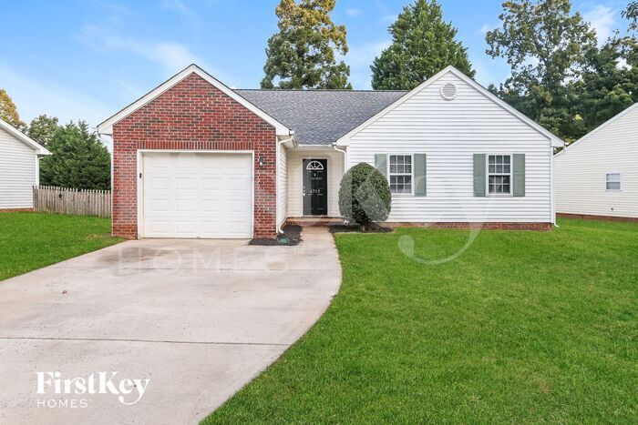 Primary Photo - 6713 Rain Creek Way