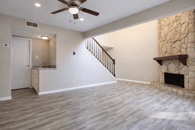 Building Photo - 12218 Wild Pine Dr