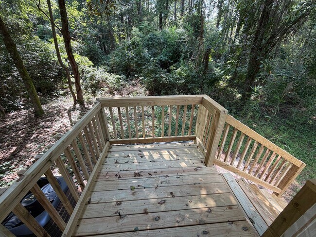 Building Photo - 1517 Welch Way
