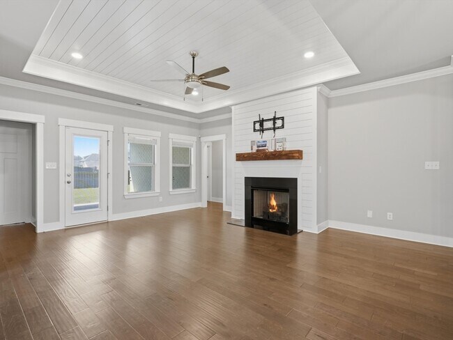 Building Photo - 112 Missouri Dr