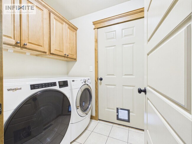 Building Photo - 50 Sage Bloom Ct