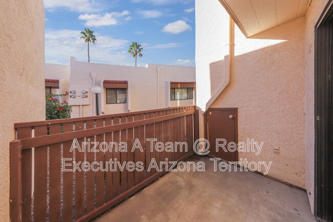 Building Photo - 9420 E Speedway Blvd