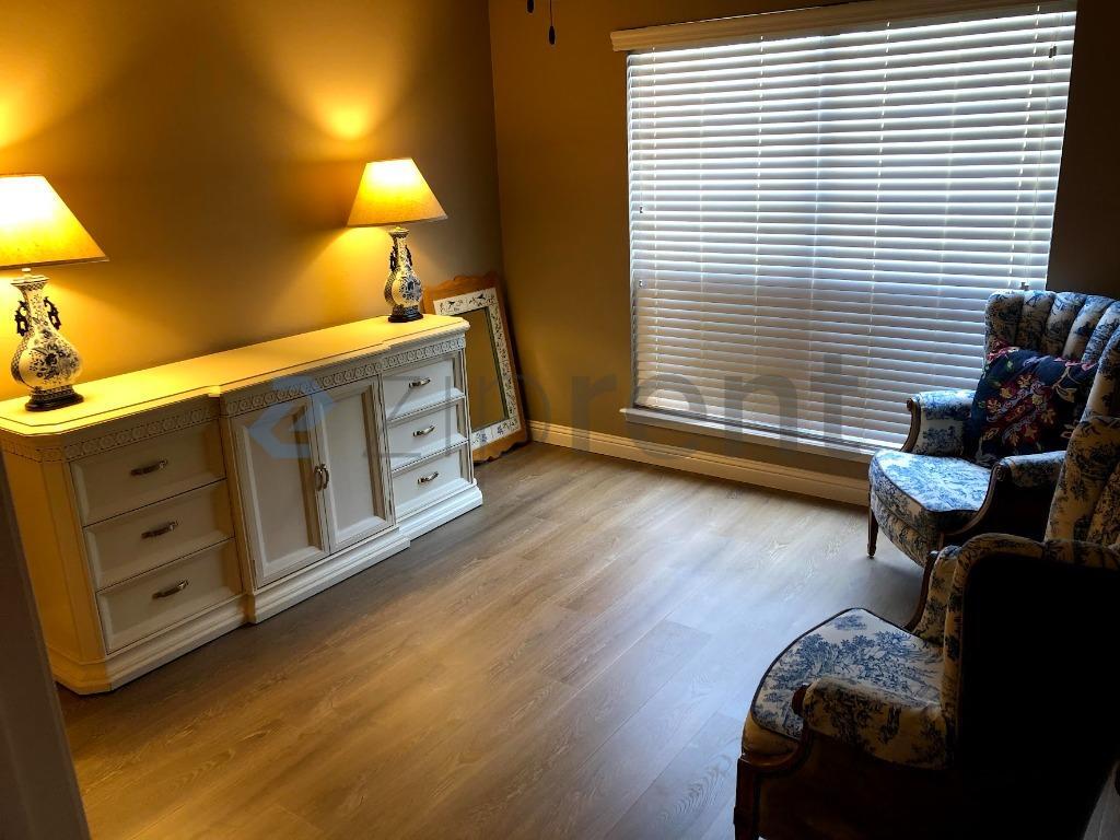 Building Photo - Unit A