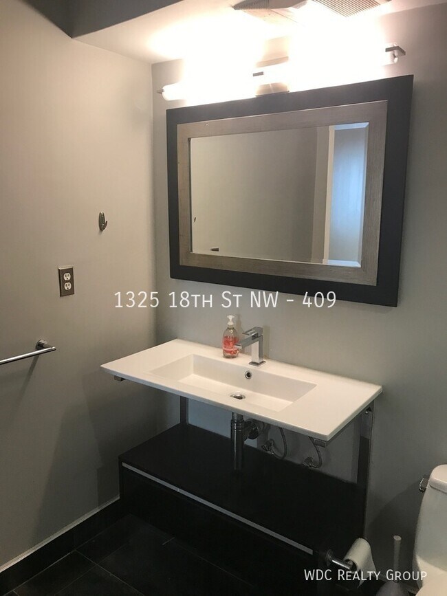 Building Photo - 1325 18th St NW