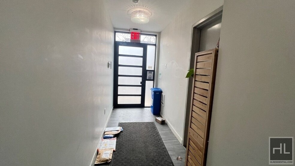 Building Photo - BERGEN STREET