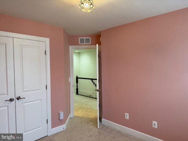 Building Photo - 8505 Craggan Ln