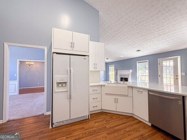 Building Photo - 2029 Manor Oak Ln