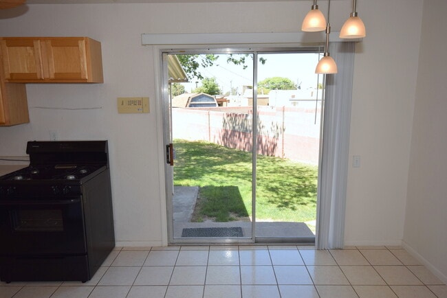 Building Photo - Wonderful 3 bed 2 bath home!