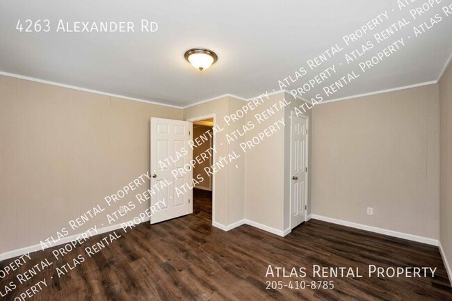Building Photo - 4263 Alexander Rd